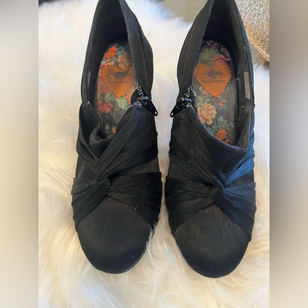 Black Satin Crisscross Designed Heels